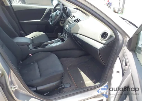 2011 Mazda Mazda3 I Sport z USA, uszkodzony, nr VIN JM1BL1UF4B1396385